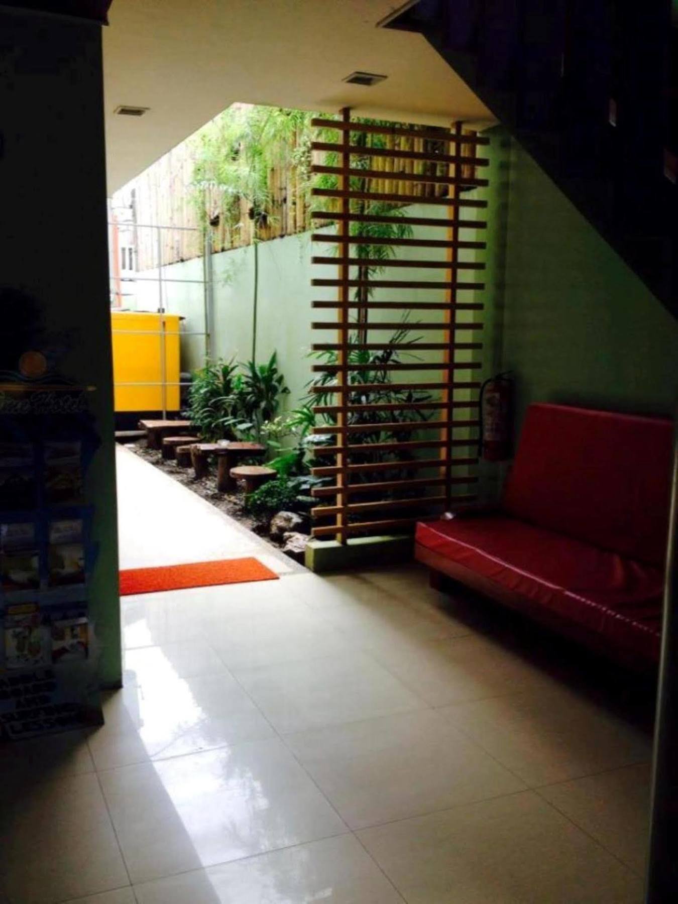 Shore Time Hotel - Annex Balabag  Exterior photo